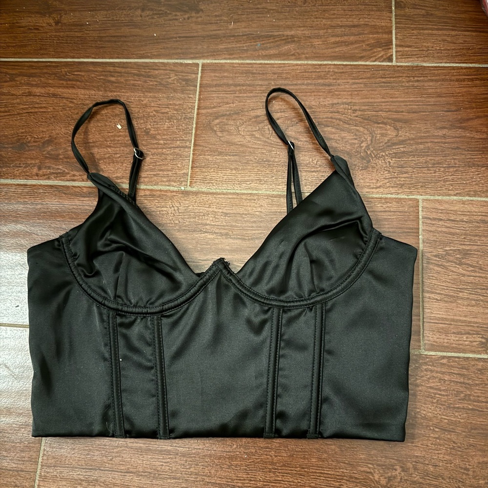 White Fox Boutique Black Crop Top